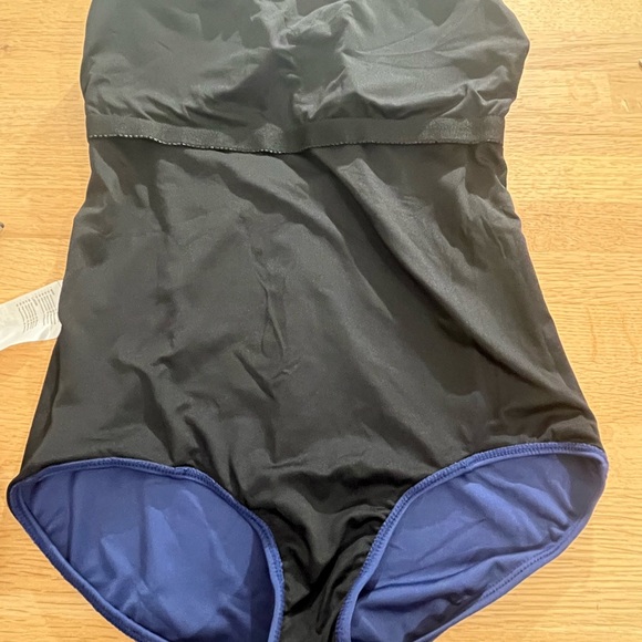 BALEAF Women's Athletic Training One Piece Swimsuit Size 36 Medium - Picture 10 of 11